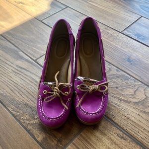 Purple Sperry wedges